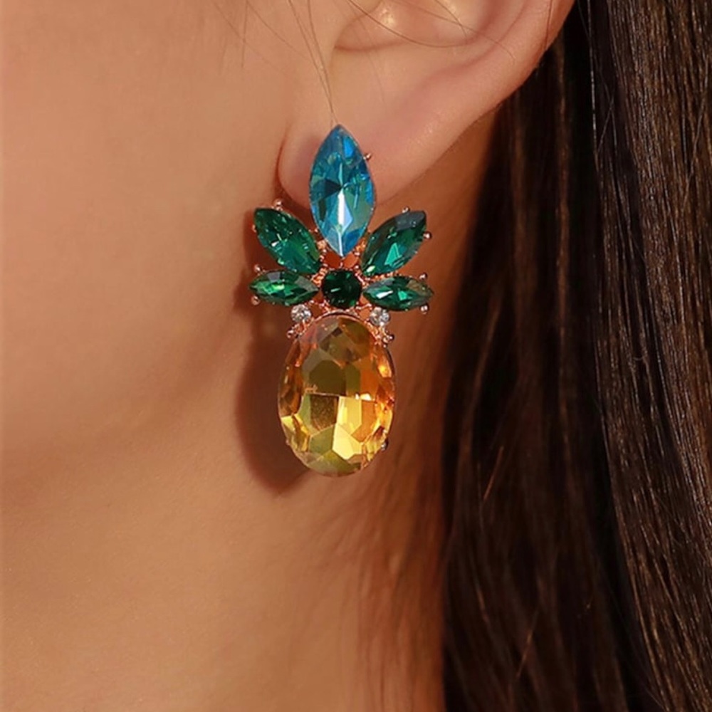 Pinanpple earings - Picture 1 of 4